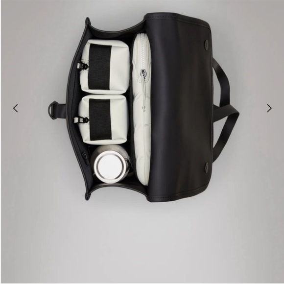 NWT Rains Large Waterproof Backpack - Picture 4 of 7